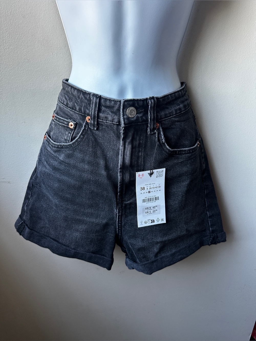 Zara High Rise Mom Denim Shorts Washed Black Cuffed Women's 38 US 6 NWT